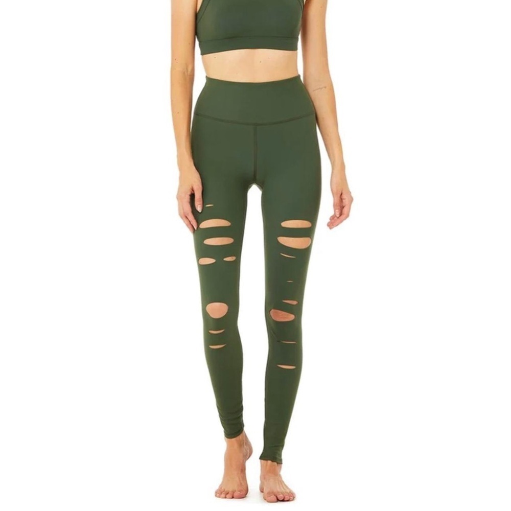 RARE ALO NWT High Waist Ripped Warrior Leggings in Hunter Green— XS